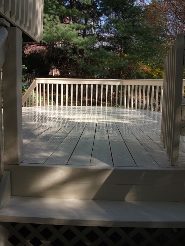 Deck Staining Pittsburgh, PA