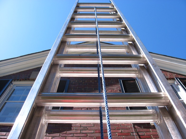 Using Ladders Safely & Effectively For House Painting