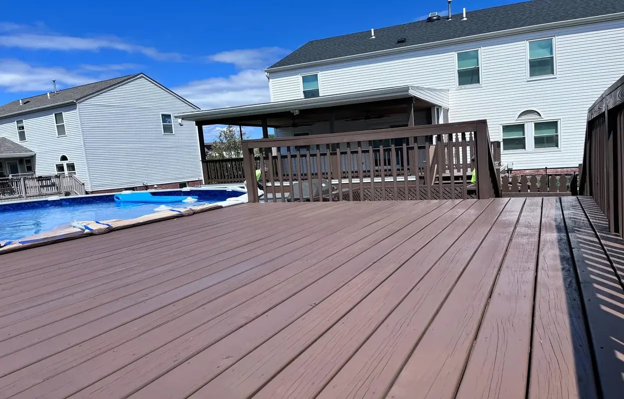 deck-staining-1